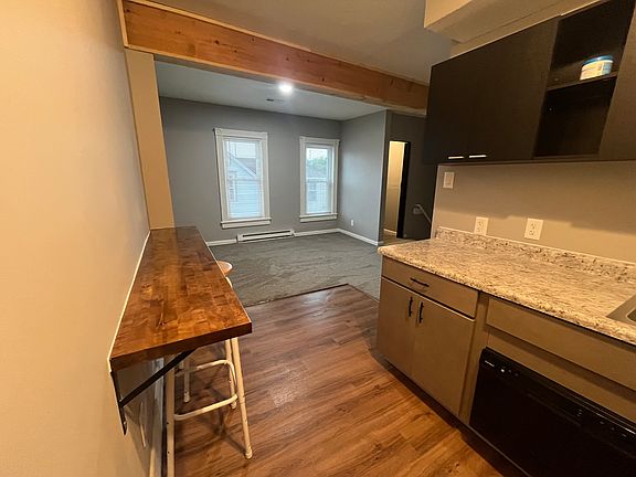 4th image of 2511 5th Ave Unit 2