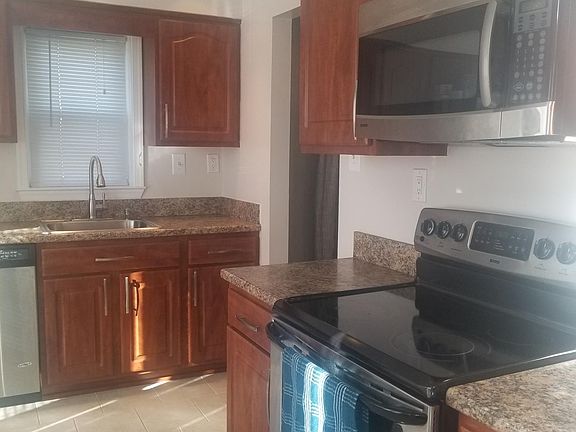5th image of 600 Harry S Truman Dr