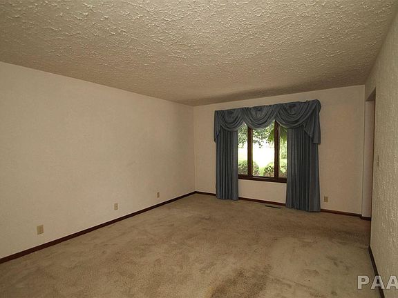 5th image of 14905 W Winchester Dr