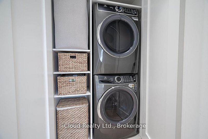 Burlington House for rent - 5 Bedrooms — photo 30