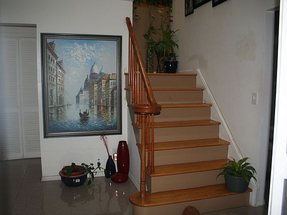 ENTRANCE LOBBY