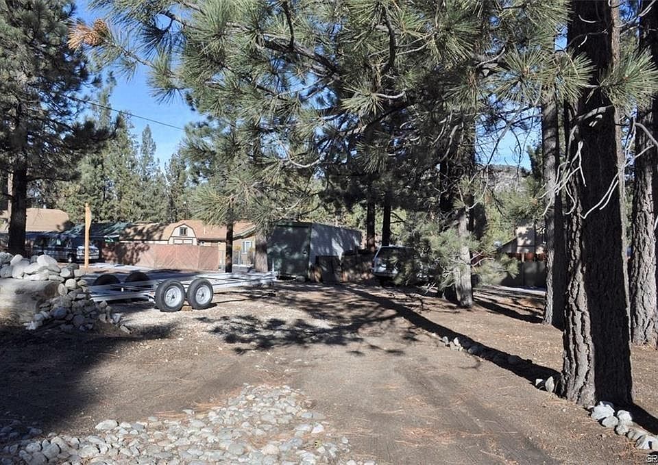1st image of 901 E Big Bear Blvd