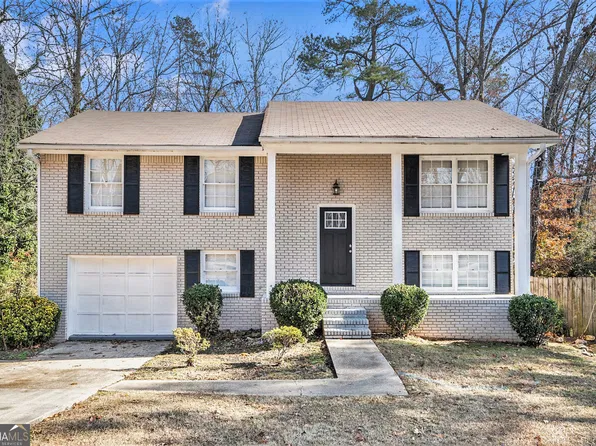 1767 Big Horn Ct SE, Conyers, GA 30013