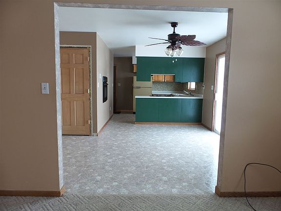 3rd image of 5732 Bruckerville Ave