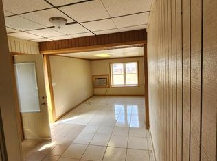 302 2nd North St #6, Apple River, IL 61001