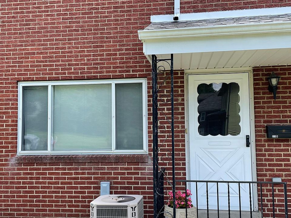 1st image of 215 S Spring Ave #B