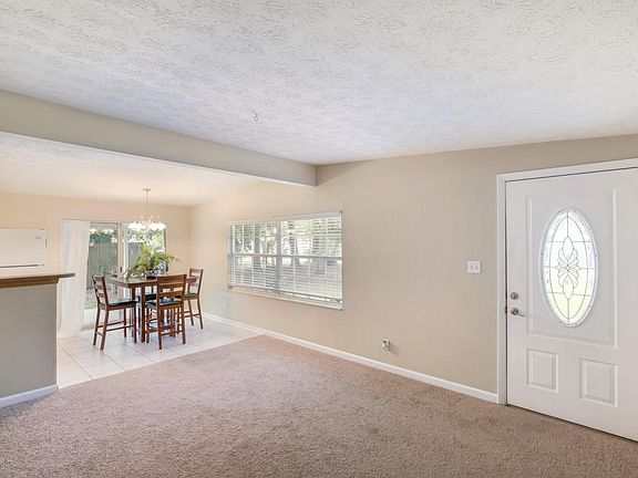 3rd image of 10462 Marbury Dr
