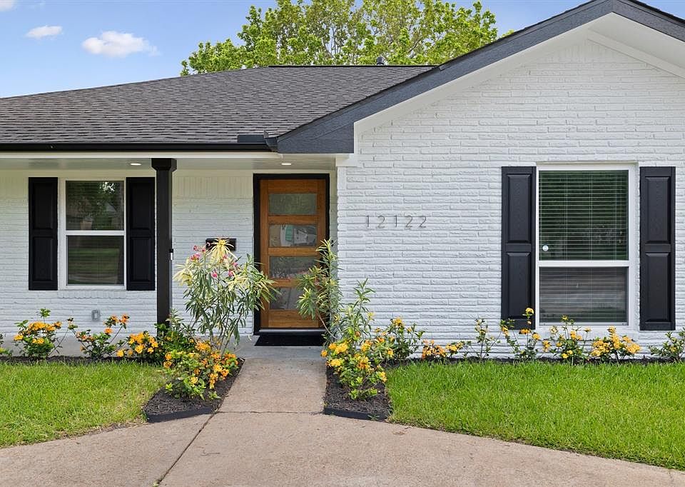 12122 Chimney Rock Rd, Houston, TX 77035 | MLS #41081158 | Zillow