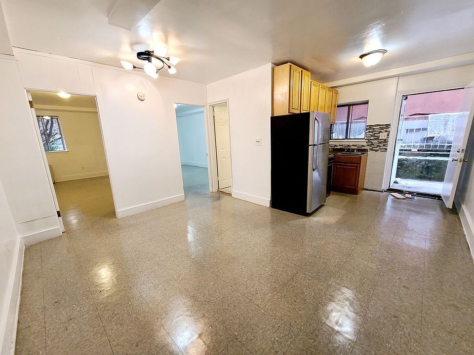 1st image of 1457 Arnow Ave #B1