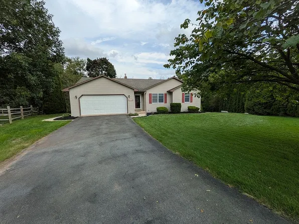 116 Beech Ave, Fredericksburg, PA 17026