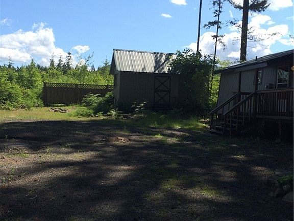3rd image of 100 N Quinault Pl