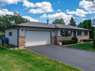 2N061 Mildred Ave, Glen Ellyn, IL 60137