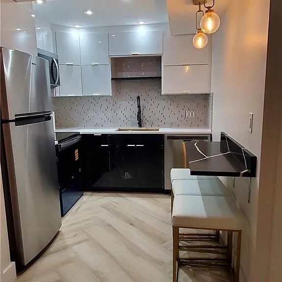 975 9th Ave S #5 — Photo 7