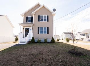 91 Bronson St, Fall River, MA 02721