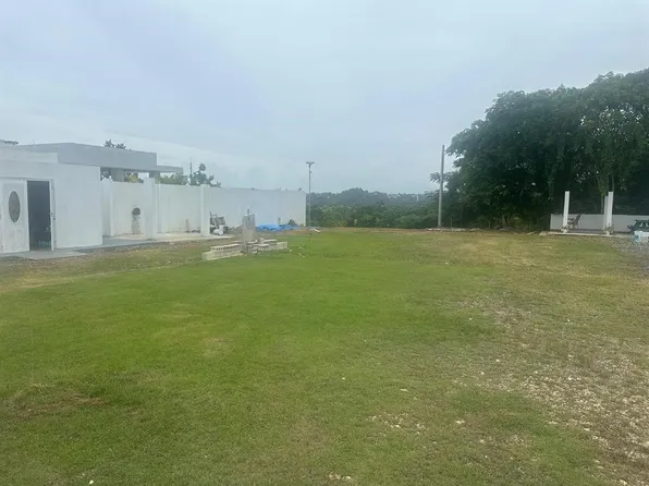 Solar En Barrio Frailes, Guaynabo, PR 00971