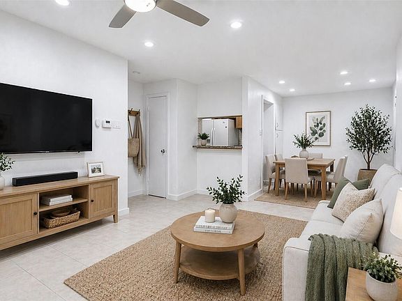 4th image of 7200 Clarewood Dr APT 1700