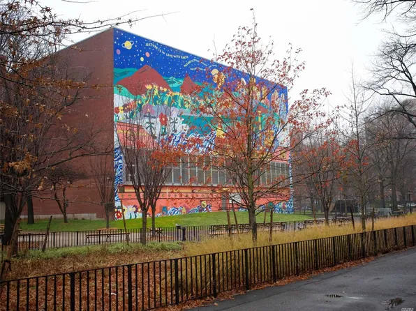 1146 Saint Marks Ave #4, Brooklyn, NY 11213