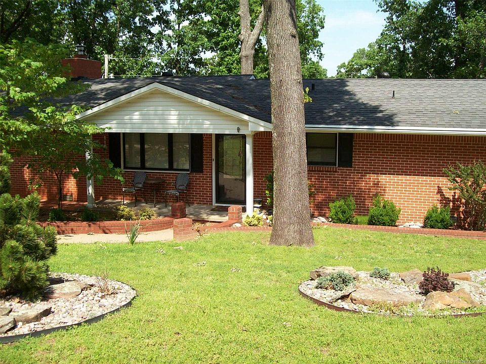 2nd image of 2088 E McGill Cir