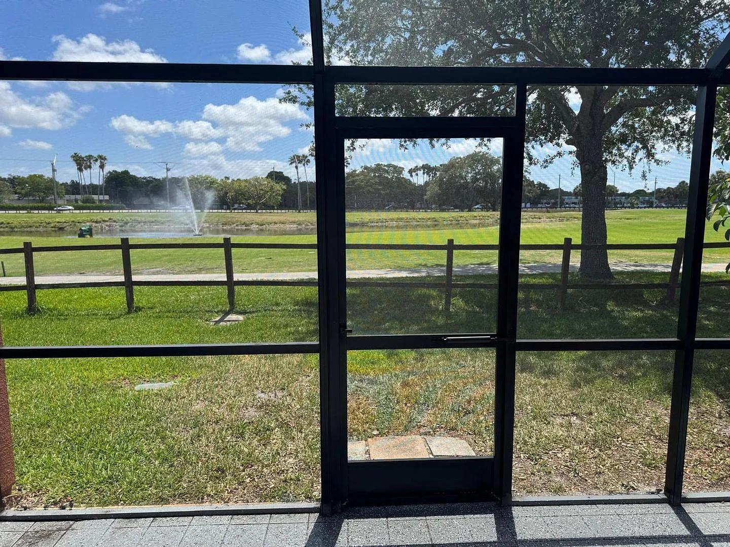 1641 Fairway Rd #0 Pembroke Pines, Fl 33026 — Photo 3