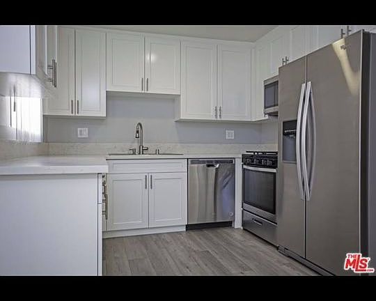 5th image of 4381 Ventura Canyon Ave