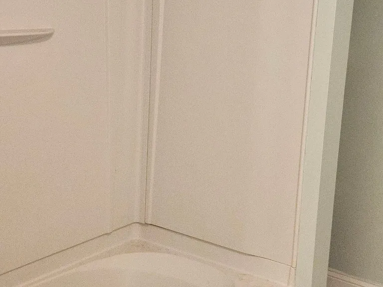 488 Chapel St #6 — Photo 7