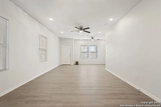 3 bed, 2.0 bath, 1332 sqft, $1,500 — Photo 4