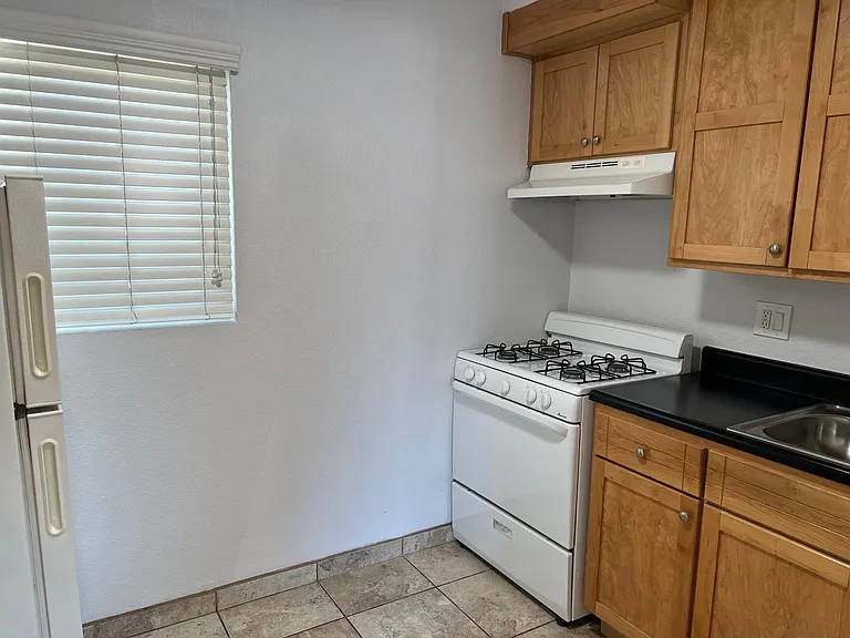 3010 Glendora St #11 — Photo 5