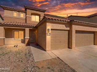 808 W Vuelta Granadina, Sahuarita, AZ 85629