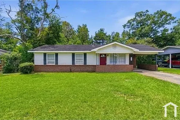 3 bed, 1176 sqft, $1,625 — Photo 3