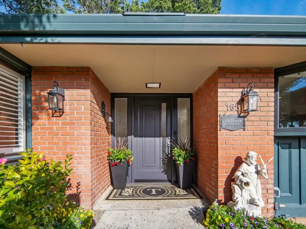 165 Del Mesa Carmel, Carmel, CA 93923