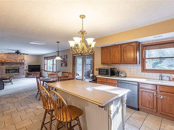 5th image of 6400 Shelterglen Ct