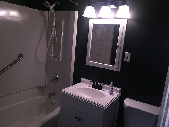 3rd image of 13104 Richards Dr