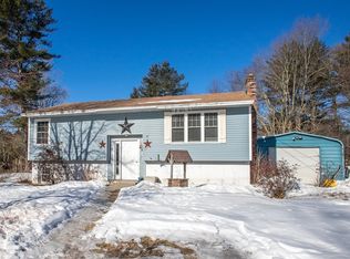 25 Center Dr, Orange, MA 01364