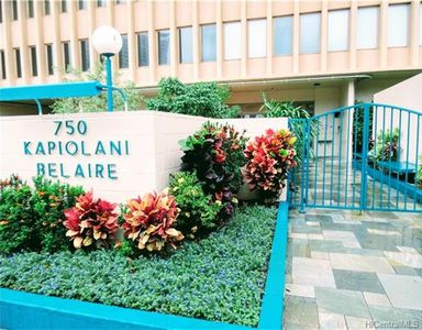 750 Kaheka St APT 906, Honolulu, HI, 96814