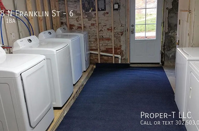 708 N Franklin St #6 — Photo 10
