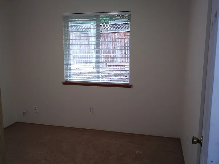 7801 Boreal Ct — Photo 18