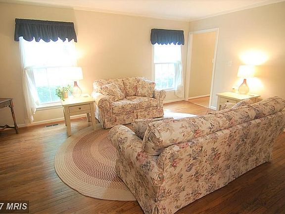 4th image of 605 Poplarwood Pl
