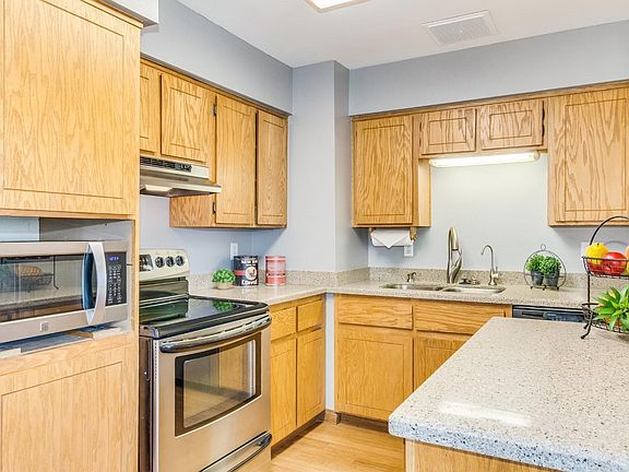 5th image of 4102 W Vista Ave