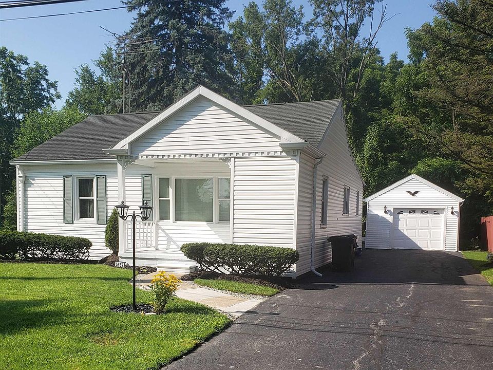 1st image of 5957 Roseland Ave