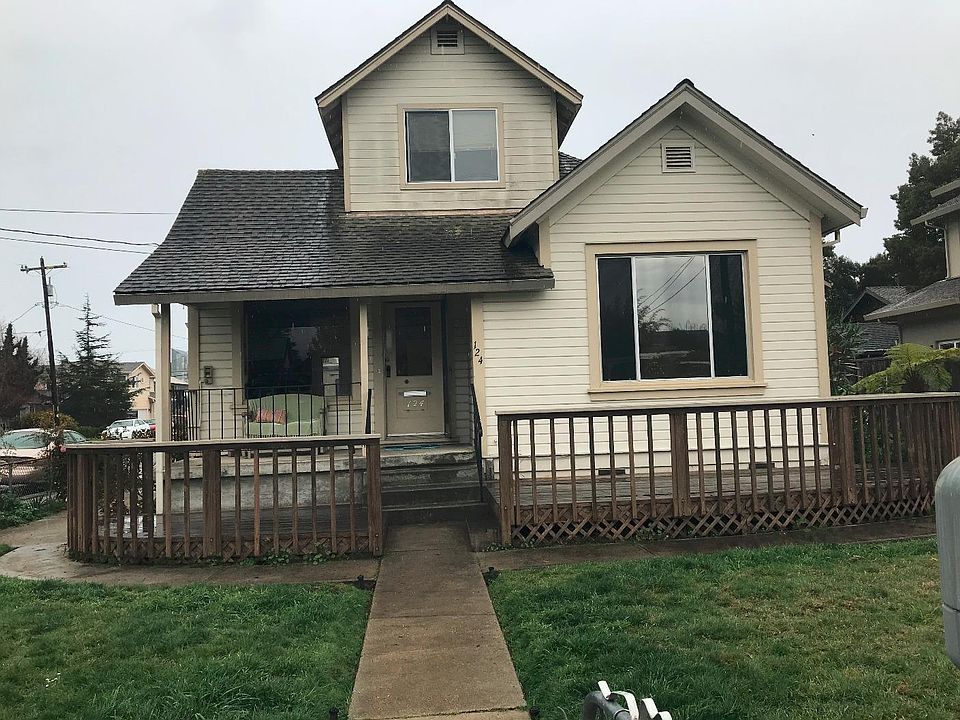 1st image of 124 Woods St