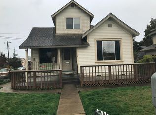 124 Woods St, Santa Cruz, CA 95062