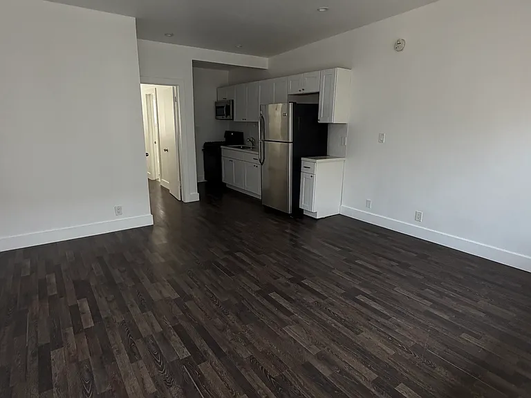1213 Gordon St #8 — Photo 1