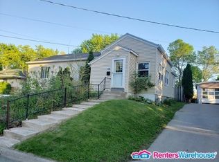 126 Arion St W, West Saint Paul, MN 55118