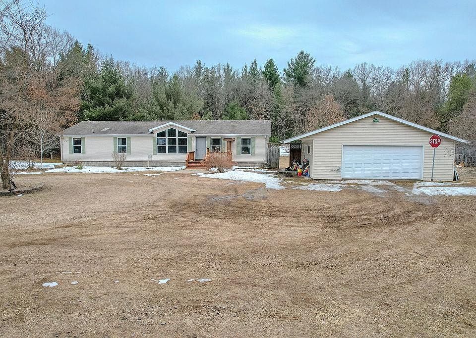 1st image of N12019 14th Ave N