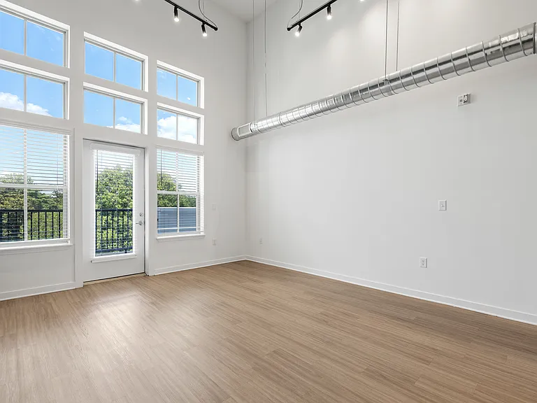 Art Lofts @ Overton — Photo 43