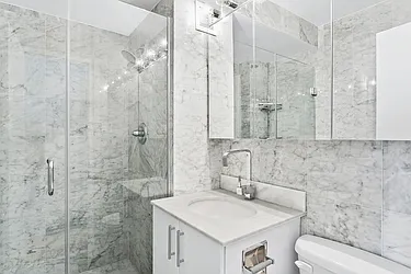 Rented by R New York