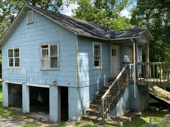 318 Nason St, Rossville, GA 30741