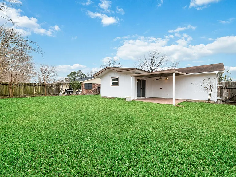 11610 Grapewood Dr — Photo 6