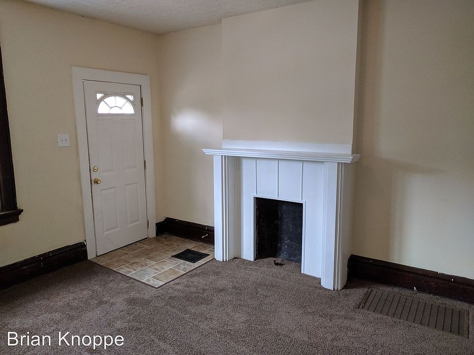 1st image of 1419 Gault St