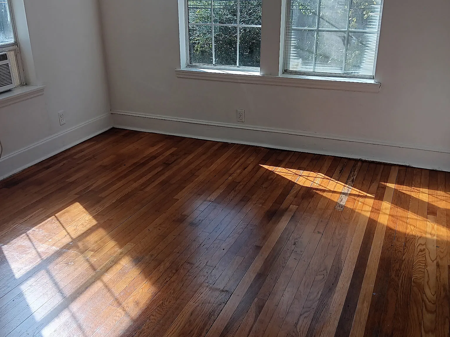 202 Washington St — Photo 3